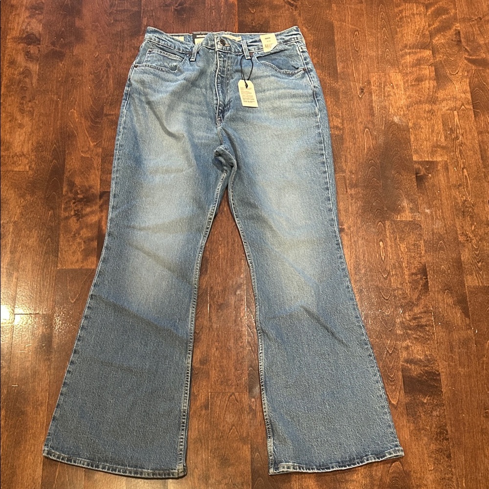 Levi’s 70s High Flare jeans brand new with tags